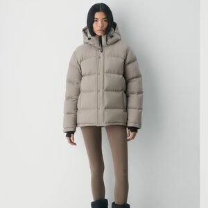 Aritzia Super Puff Modern Taupe Medium